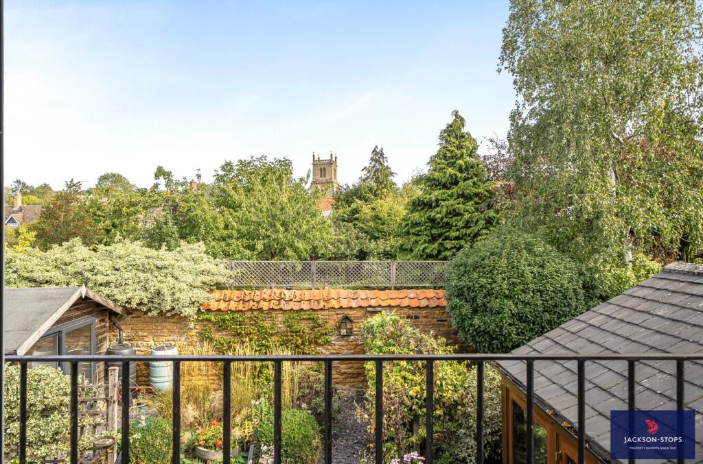House in Ecton - View 3