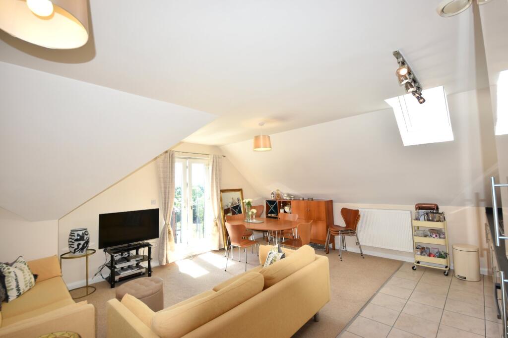 Folleys Place, Loudwater, High Wycombe, Buckinghamshire, HP10 photo 4