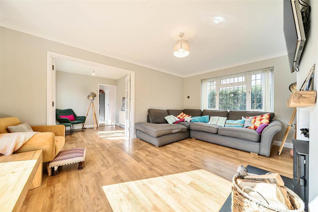 Barnham Road, Eastergate photo 4
