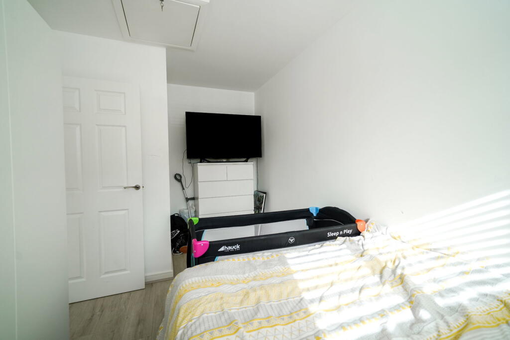 Additional image 11 of Aston Avenue, Shirley