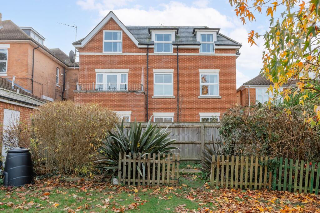 2-bed flat on 56, Southbourne Road, Southbourne, BH6, £170,000