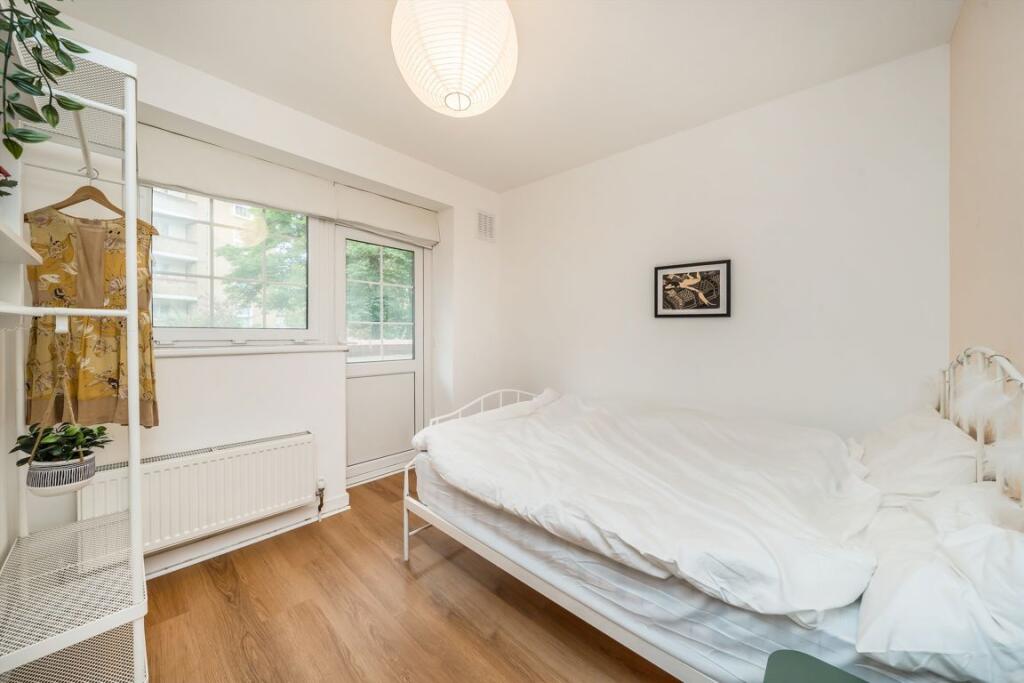Apartment in London - More