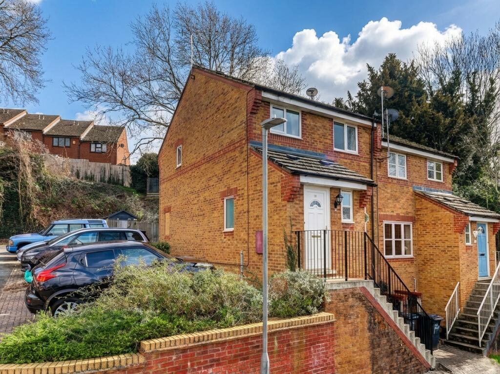 3-bed semi-detached on Hall Close, High Wycombe, Buckinghamshire, HP13, £400,000