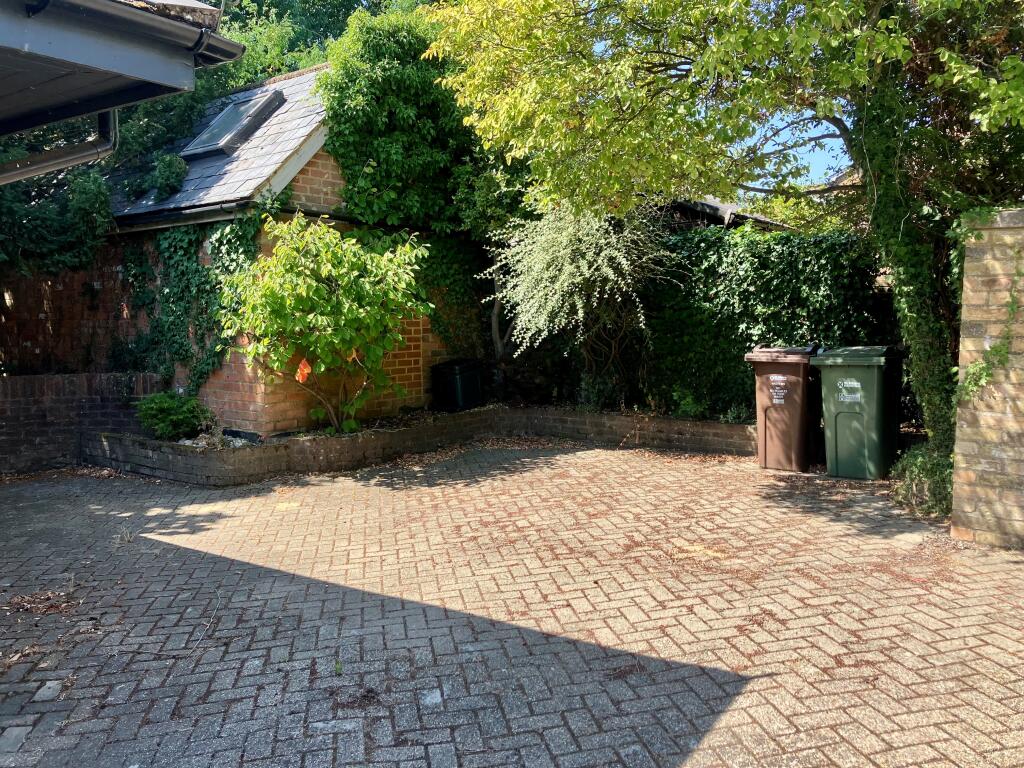 House in St Albans - More