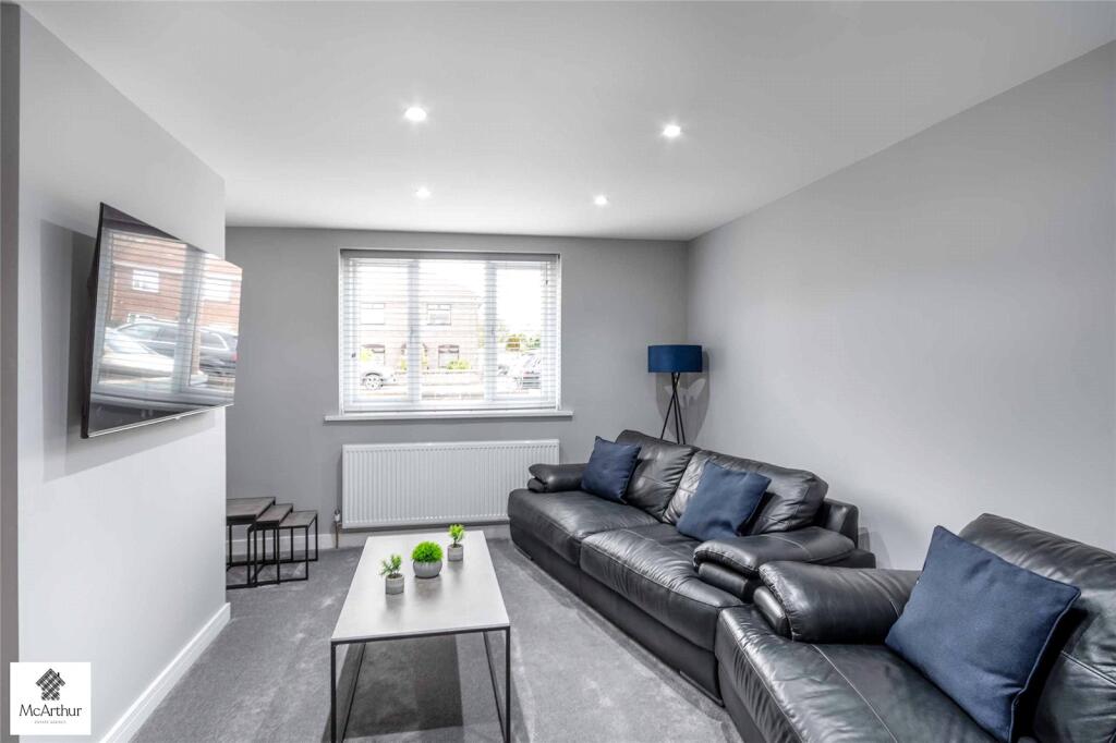House in Doncaster, Bircotes - View 2