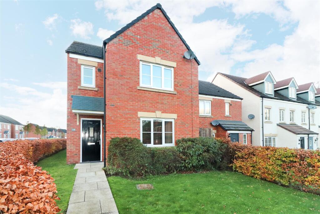 3-bed detached on Glaramara Drive, Carlisle, £210,000