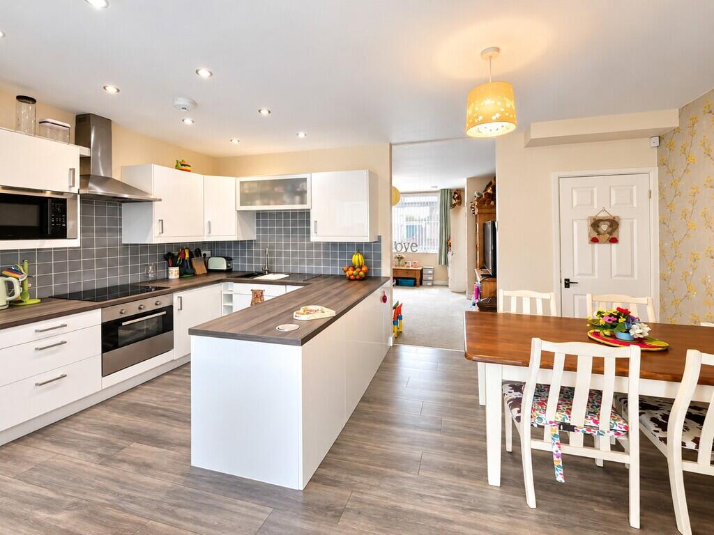 Meadow View, Frampton Cotterell, Bristol photo 4