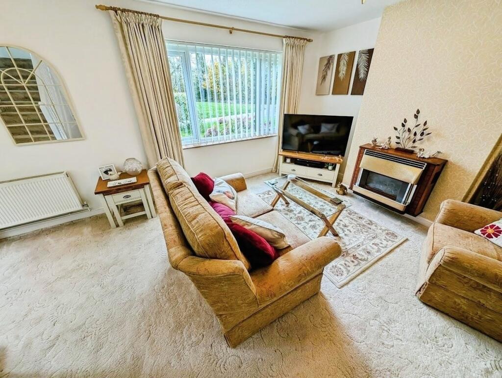 Mallard Close, Chipping Sodbury, Bristol photo 4