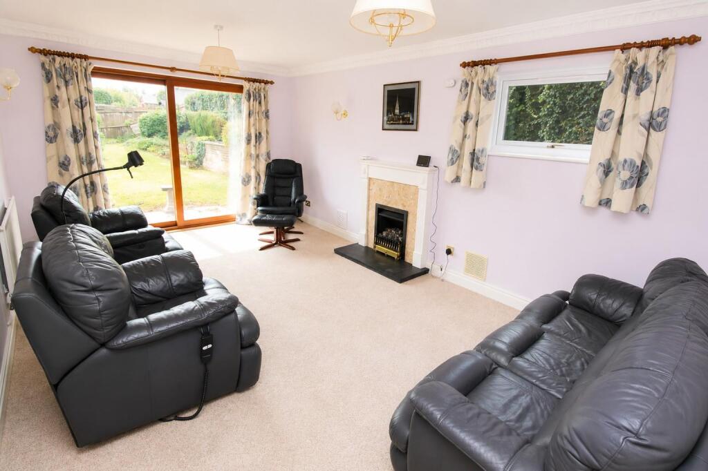 House in Purley on Thames, West Berkshire - View 3