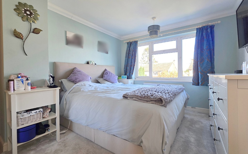 Butler Road, Crowthorne, Berkshire, RG45 - View 6
