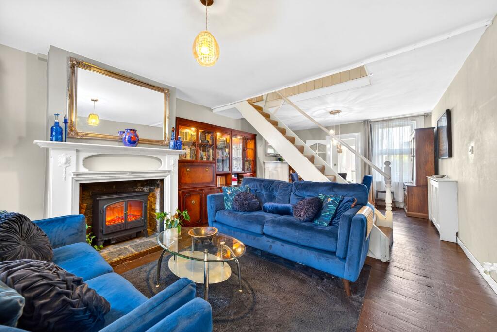 Main image of property: Drayton Road, Borehamwood, WD6