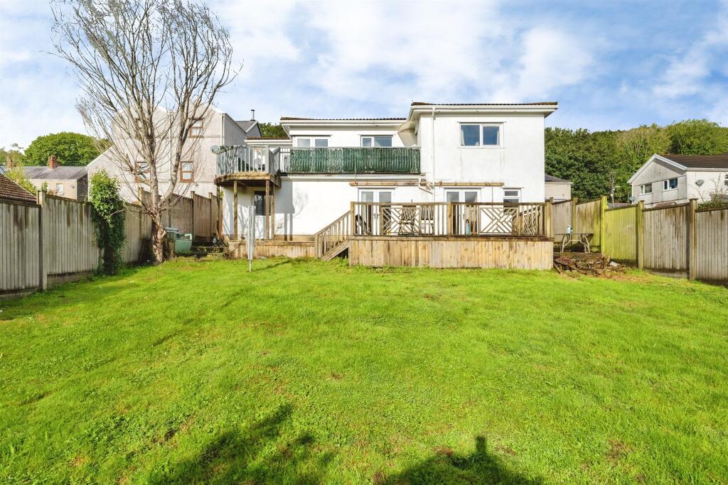 Main image of property: New Road, Pontardawe, Swansea