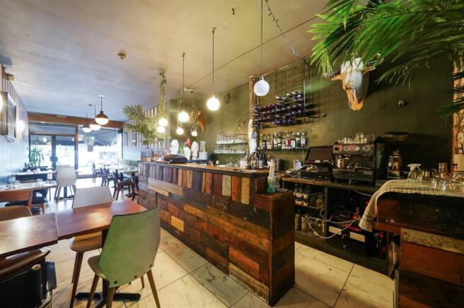 61 Stoke Newington High Street - 4SliVwcggF5igkEDa