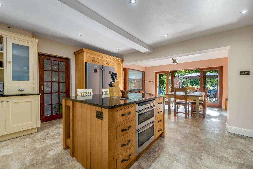 House in Melton, Bottesford - View 5