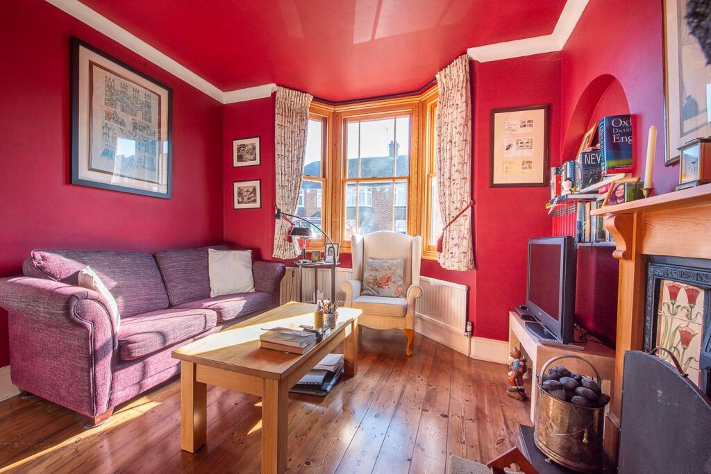 House in Twickenham - View 4