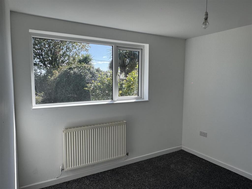 House in Plymouth - View 4