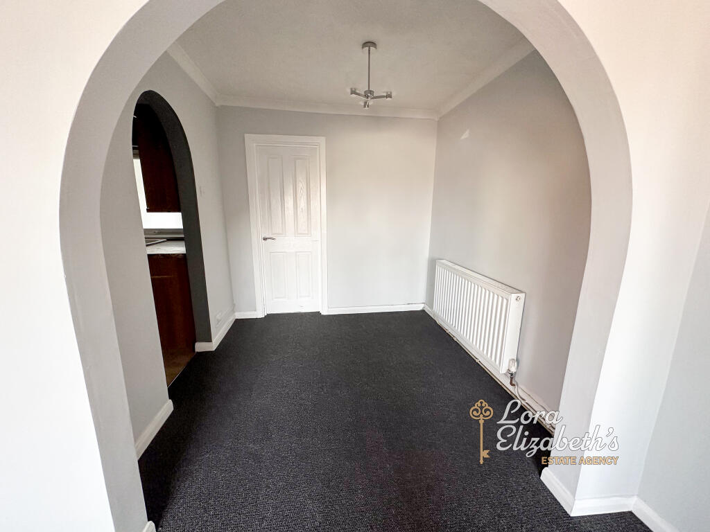 House in Ashfield, Sutton in Ashfield, Nottinghamshire - View 6