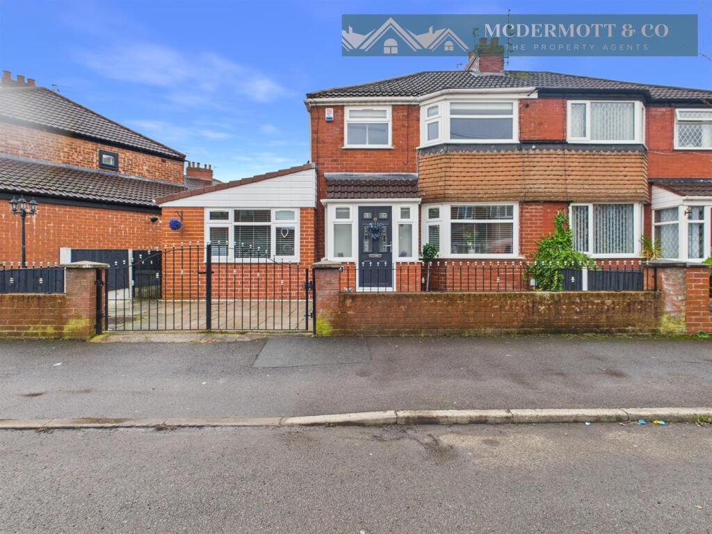 Main image of property: Alexander Avenue, Failsworth, Manchester