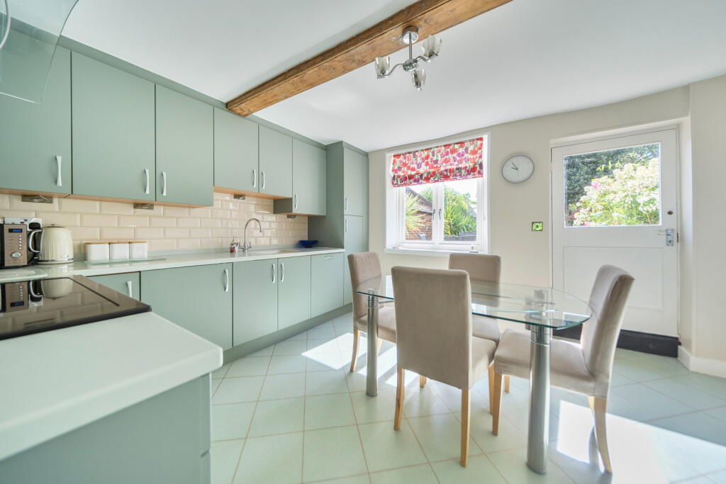 House in Gillingham, Sally Port Gardens - View 5