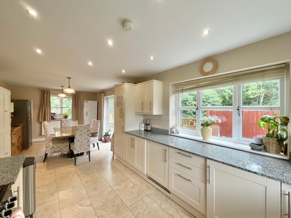 House in Stoke-on-Trent - More