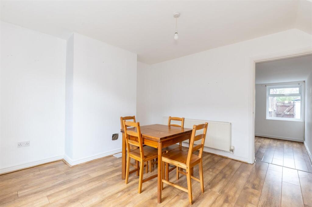 Wistaston Road, Willaston, CW5 photo 3