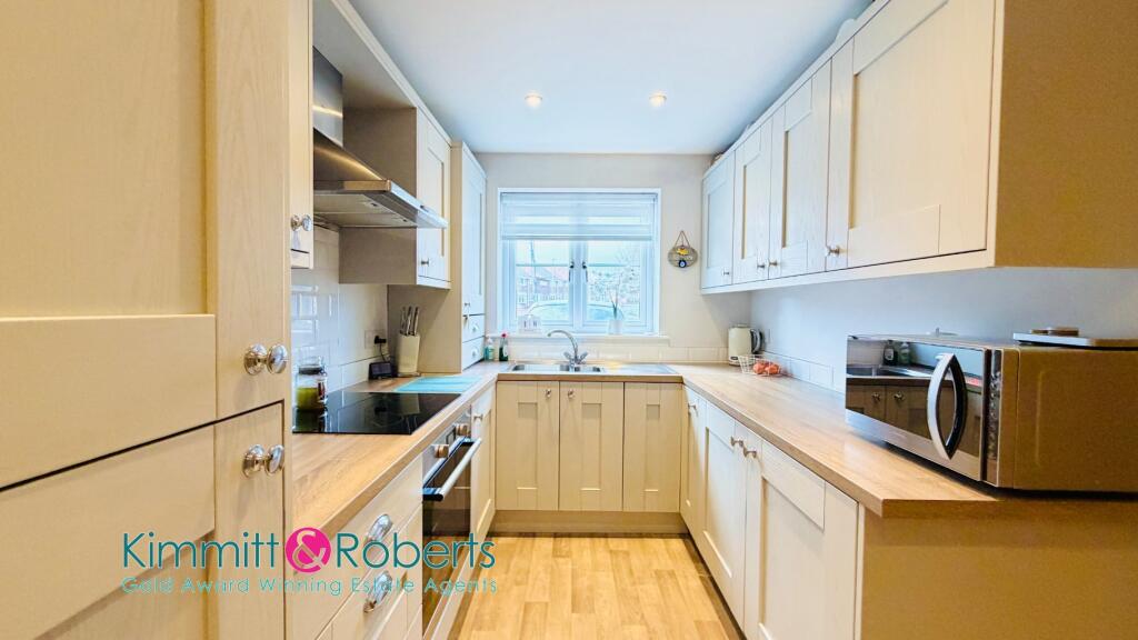 Adolphus Place, Seaham, Durham, SR7 7JP photo 3