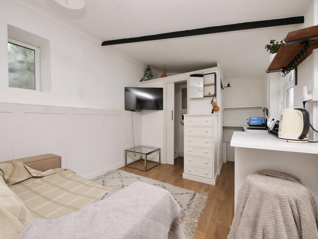 Additional image 15 of Red House, High Street, Templecombe