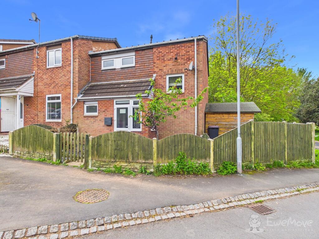 2-bed terraced on Juniper Drive, Trench, Telford, Shropshire, TF2, £170,000
