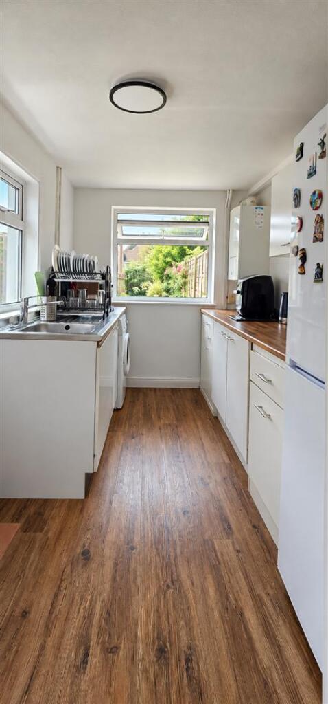 House in Tonbridge - More