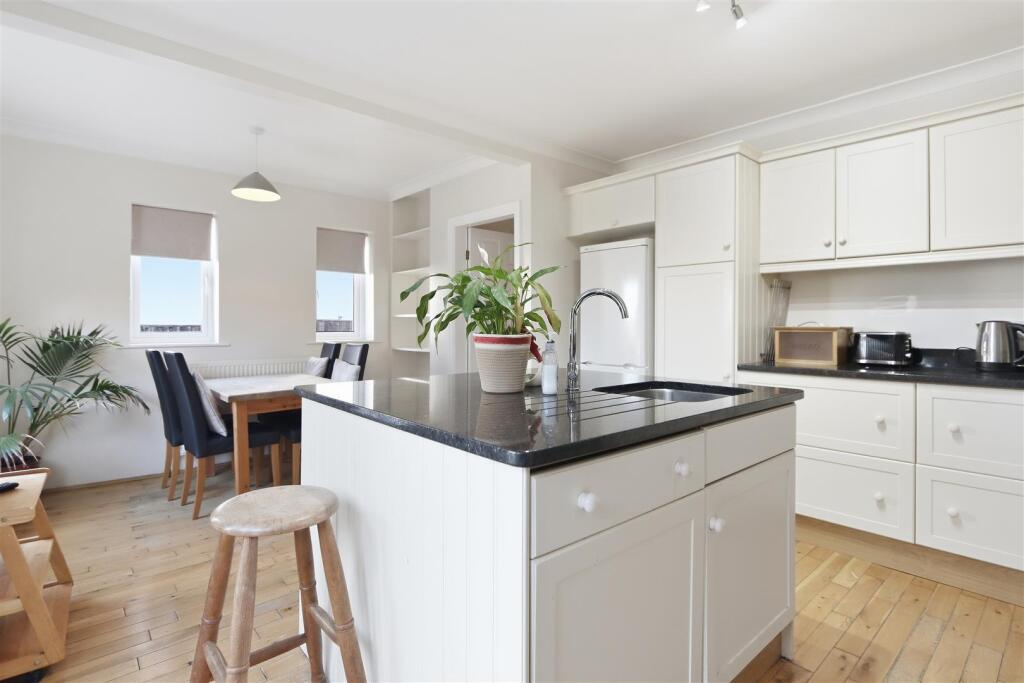 House in Sheffield - View 4