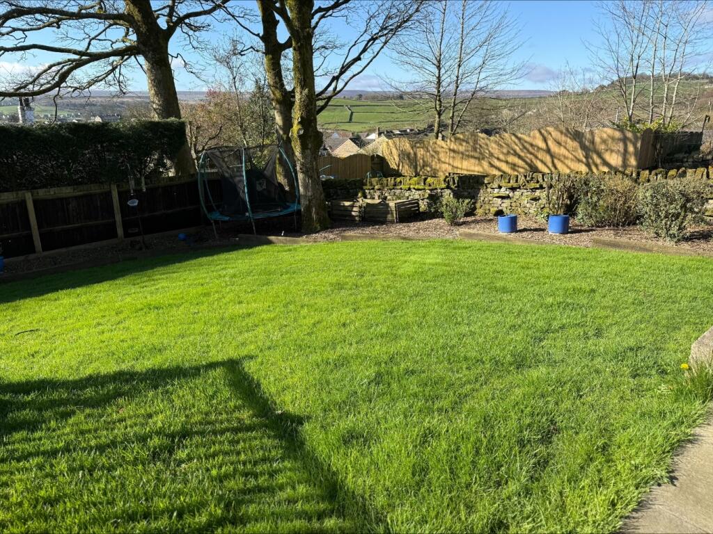 Additional image 19 of Farley Crescent, Oakworth, BD22