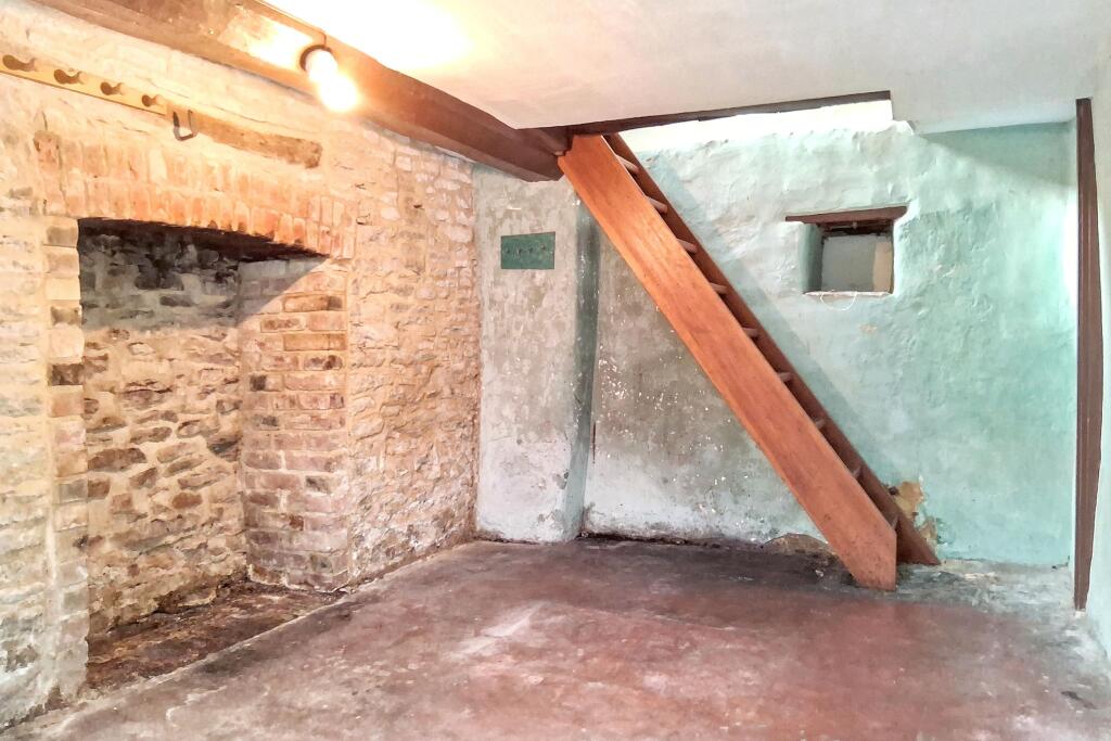 House in Dorchester - View 3