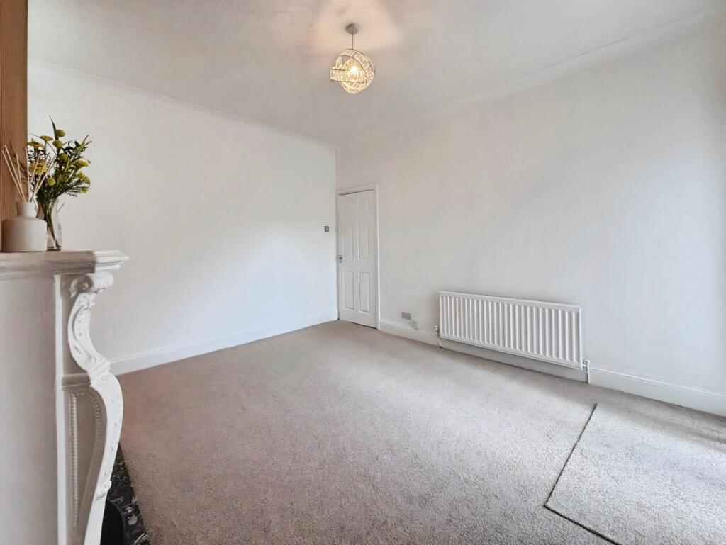 Apartment in South Tyneside, North East - View 3