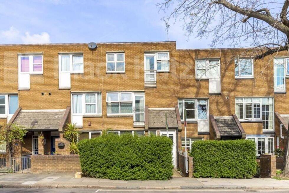 Main image of property: Mackenzie Road, Islington / Canonbury N7