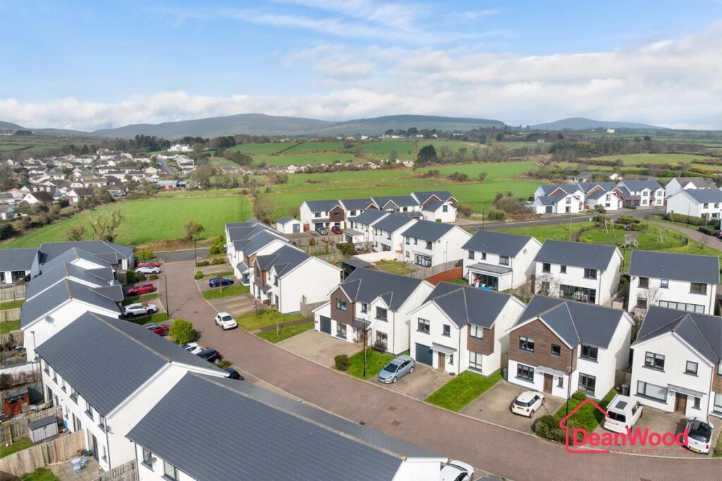 71, Cronk Cullyn, Colby, Isle Of Man photo 2