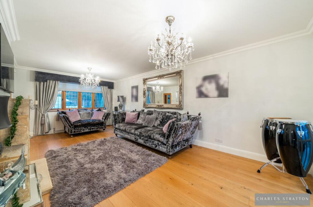 Parkway, Gidea Park  photo 4
