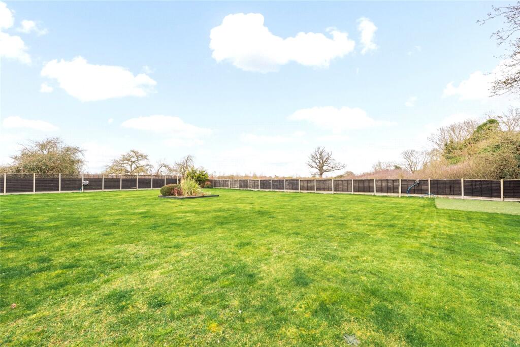 Duck End Lane, Wilstead, Bedfordshire, MK45 photo 3
