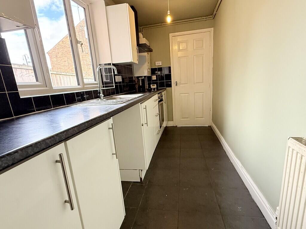 House in Gedling, Redhill - View 4