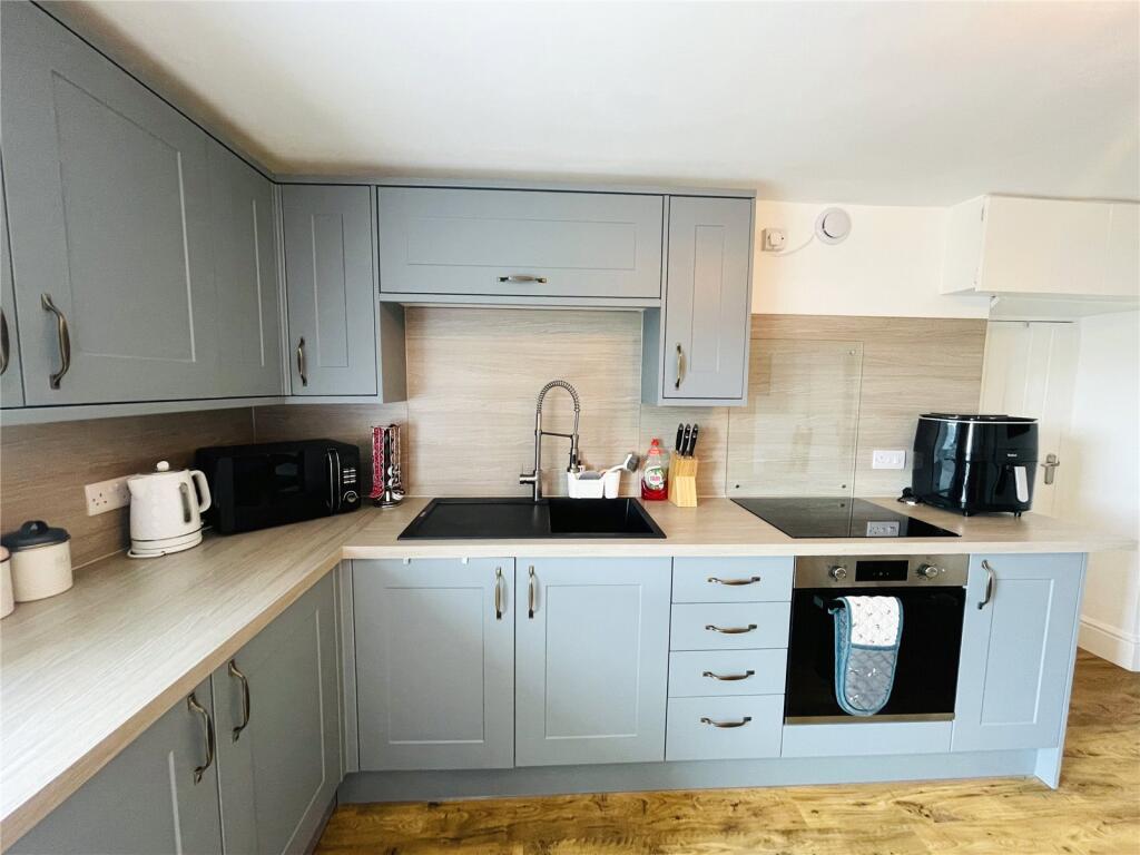 Corn Hill, Porthmadog, Gwynedd, LL49 photo 3