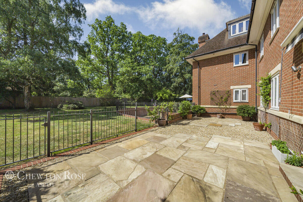 St Georges Lane, ASCOT photo 3
