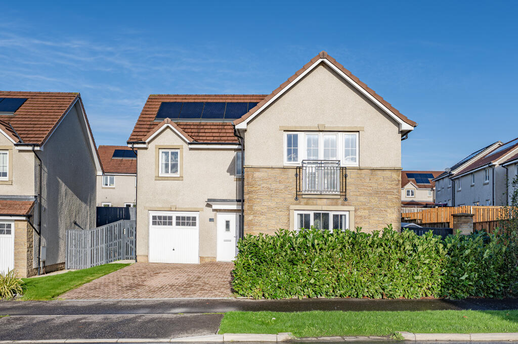 Main image of property: 15 Daffodil Drive, Robroyston , Glasgow, G33