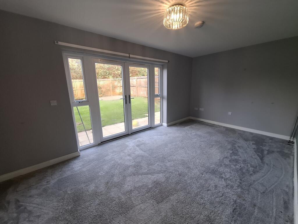 House in Durham - View 3