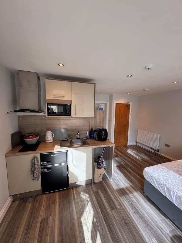 Apartment in Leicester, Highfields - View 5