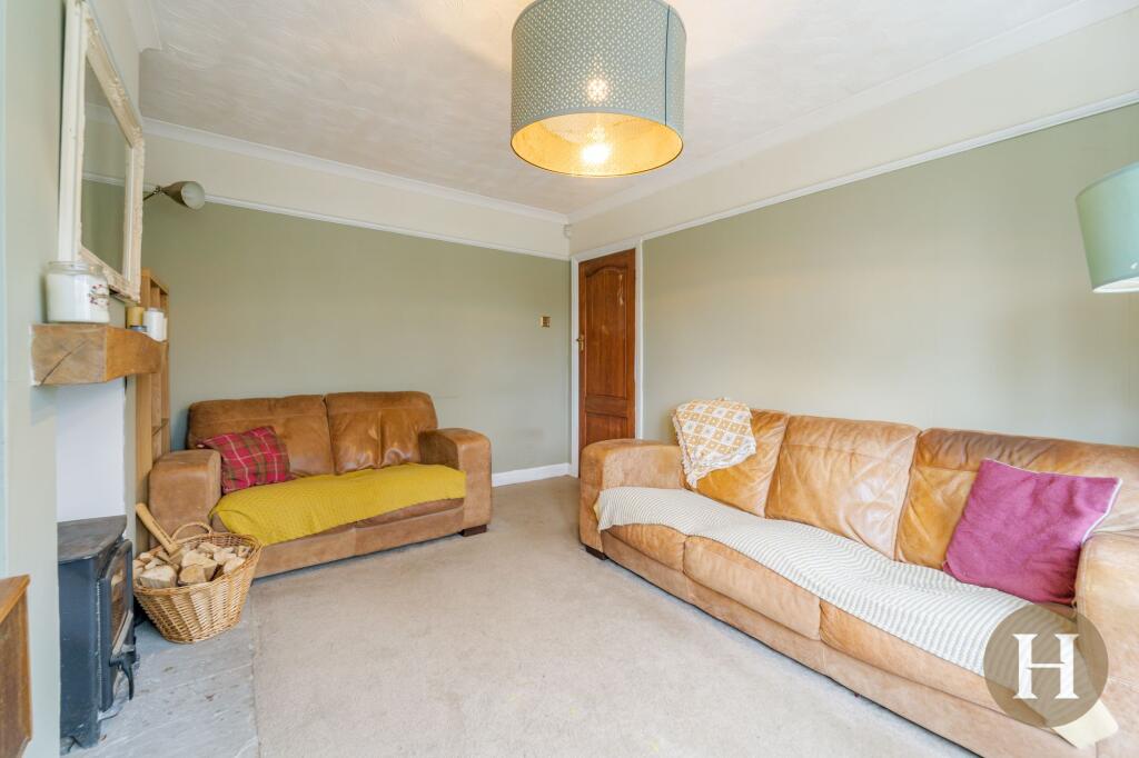 House in Birmingham, West Midlands - View 6