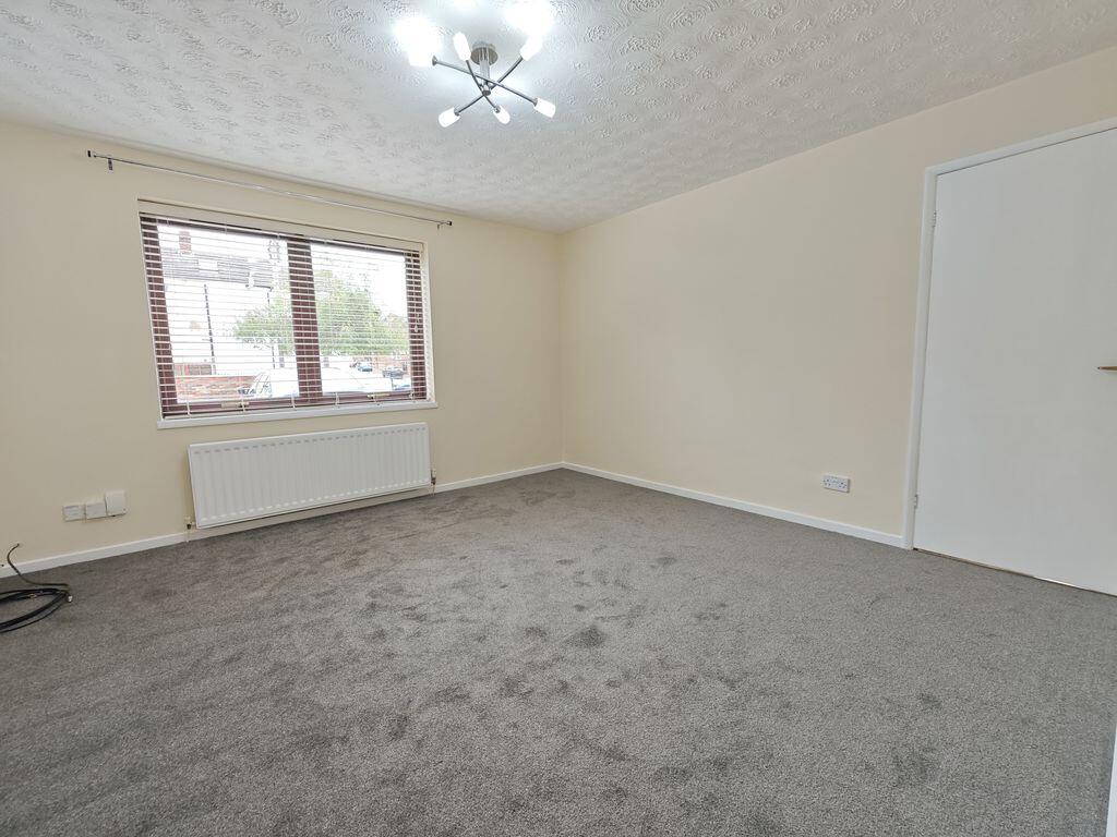 Apartment in Carlisle, Newtown - View 5