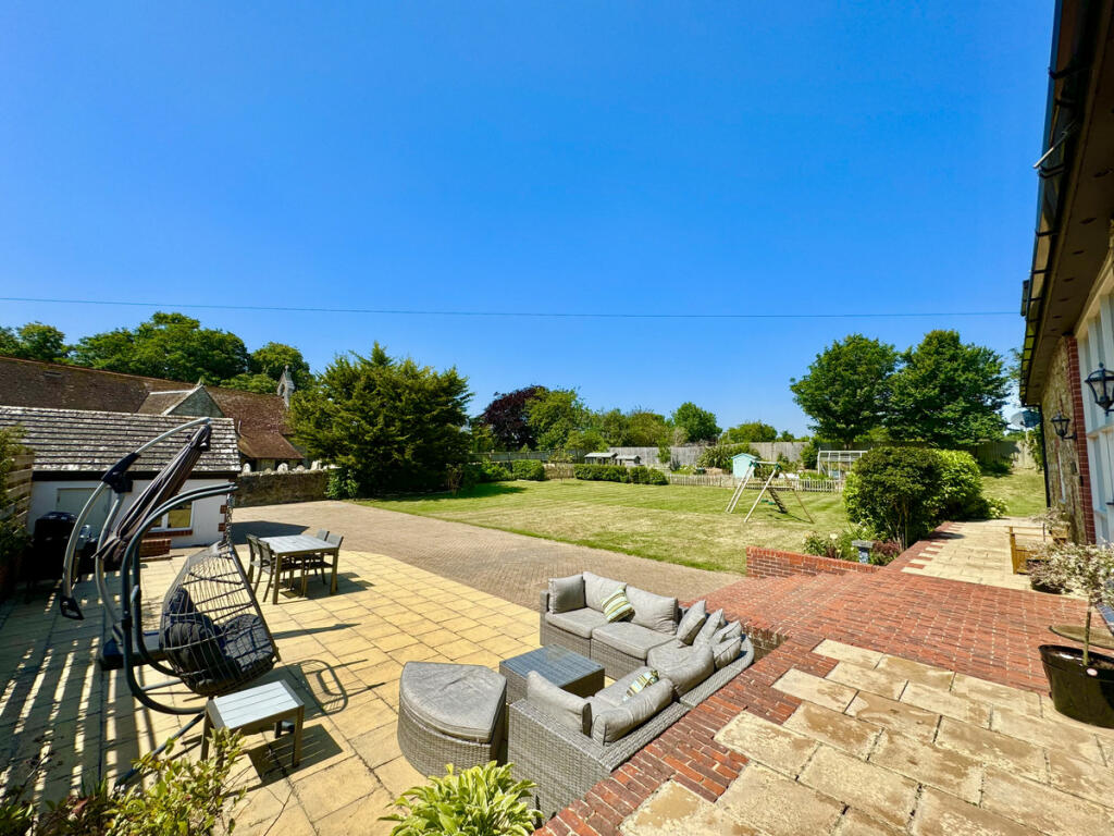 House in Wootton, Isle of Wight - View 2