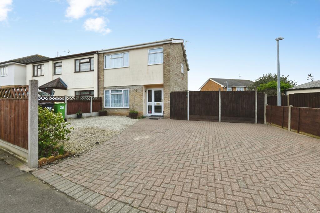 Main image of property: The Approach, Rayleigh, Essex, SS6