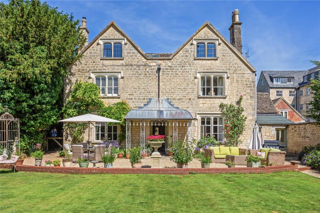 Main image of property: Dunkirk Mills, Inchbrook, Stroud, Gloucestershire, GL5