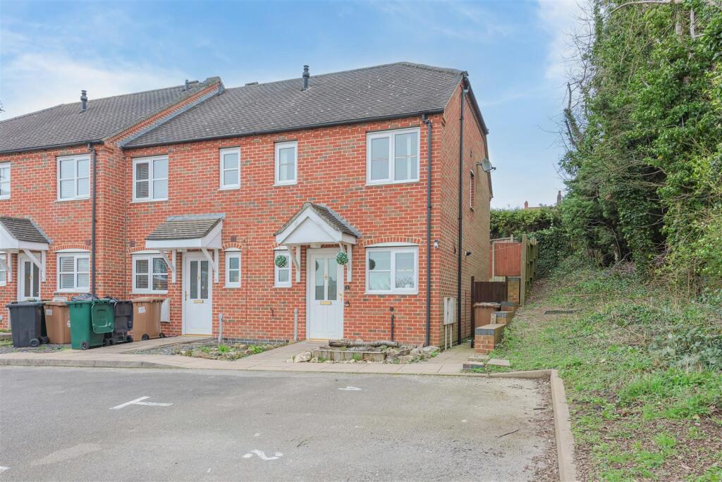 Main image of property: Summer Fields Drive, Midway, DE11