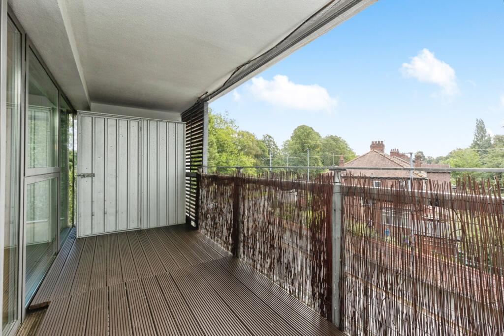 Apartment in Manchester, Greater Manchester - View 4
